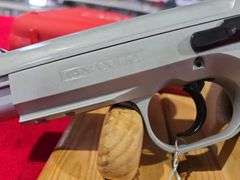 Tanfoglio Defiant Combat Chrome  9mm   Pistol