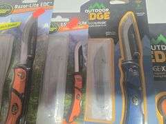 (2) Outdoor Edge Razorlite Folding Knives w/Replacement Blades and Sharpener