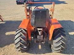 Allis-Chalmers 720  Utility Tractor