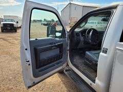 2016  Ford  F-350 SD  Chassis
