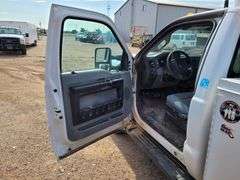 2013  Ford  F-350 SD  Chassis  XL