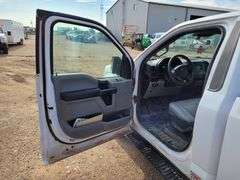 2019  Ford  F150  Regular Cab 2D  XL