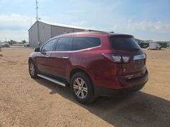 2017  Chevrolet  Traverse LT  SUV 4D