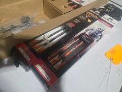 (6) Ravin Crossbow Bolts w/Fingerless Gloves