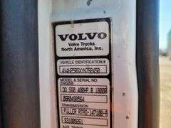 2000  Volvo  VNL  Truck