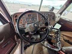 2007  Peterbilt  379   Conventional Cab Truck Tractor