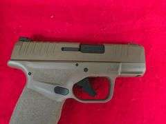 Springfield  Hellcat  9mm   Pistol