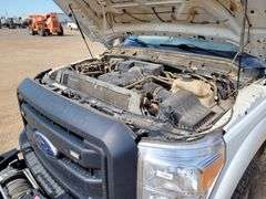 2013  Ford  F-350 SD  Chassis  XL
