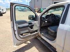 2018  Ford  F150 XL  Regular Cab 2D