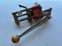 Lee Reloading Press