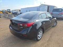 2015  Mazda  Mazda3 i Sport  Sedan 4D