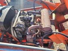 Allis-Chalmers 720  Utility Tractor