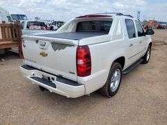 2012  Chevrolet  Avalanche LTZ  SUV 4D