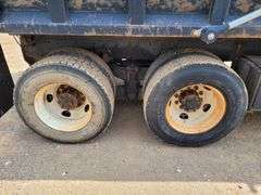 2006  Sterling Truck  L9500 Series   Dump Truck