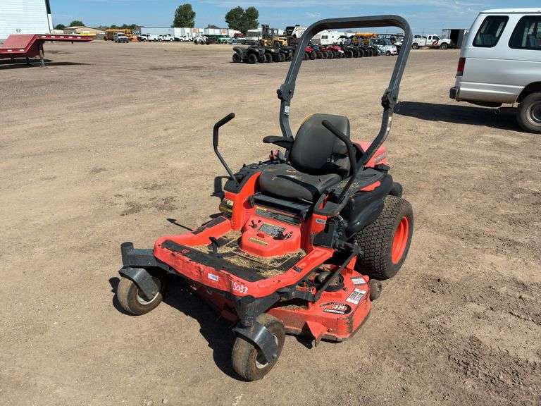 Kubota  ZG222  Zero Turn Mower