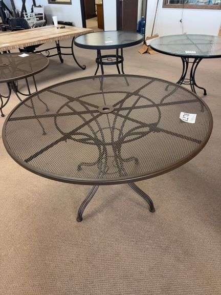 48 inch round mesh top table