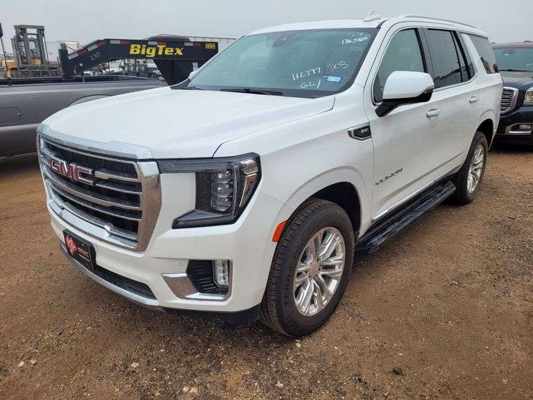 2021  GMC  Yukon SLT  SUV 4D