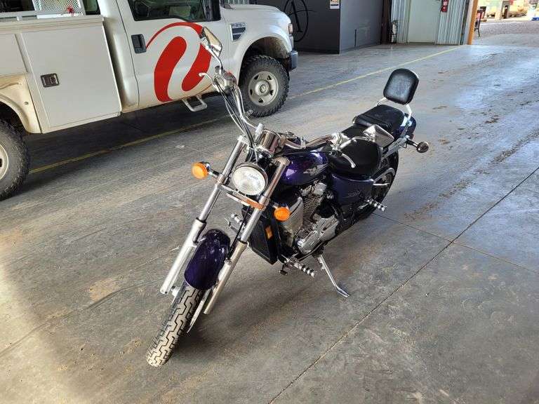 2002  Honda  VT600CD Shadow Deluxe