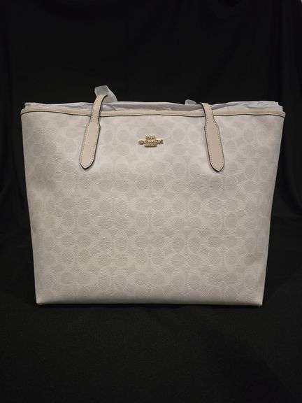 Coach City Tote Bag in Signature Canvas