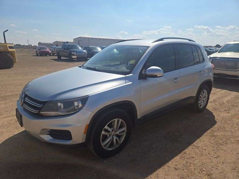 2016  Volkswagen  Tiguan R-Line   SUV 4D
