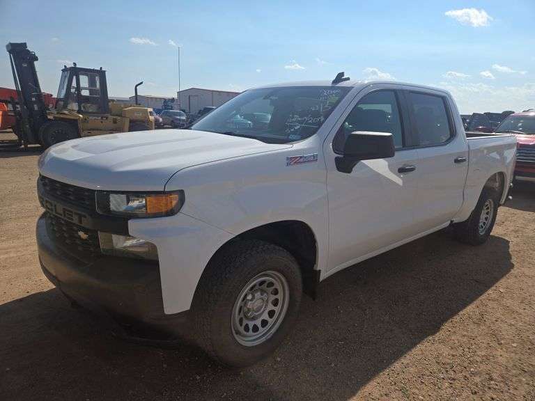 2020  Chevrolet  Silverado 1500 W/T  Crew Cab / LWB 4D