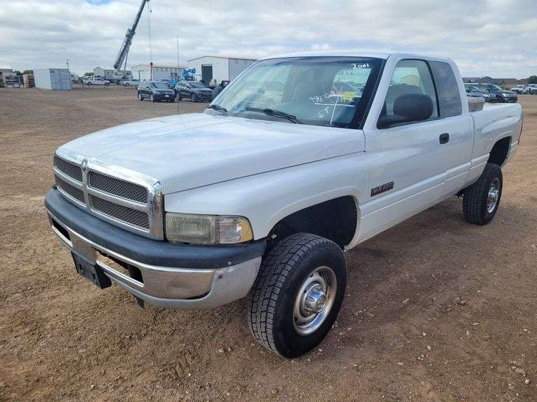 2001  Dodge  Ram 2500   Quad Cab 4D