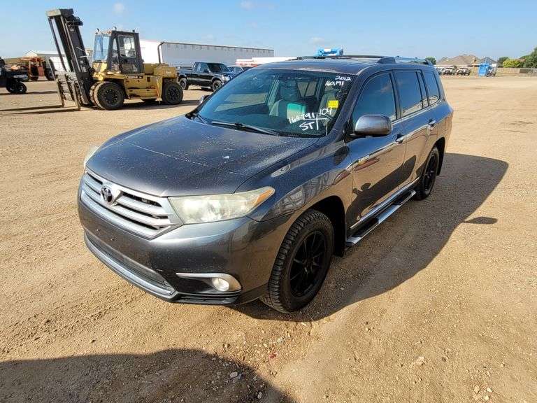 2012  Toyota  Highlander Limited  SUV 4D