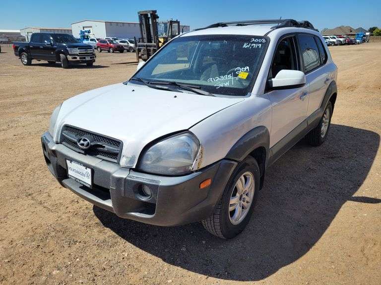 2008  Hyundai  Tucson  SUV 4D