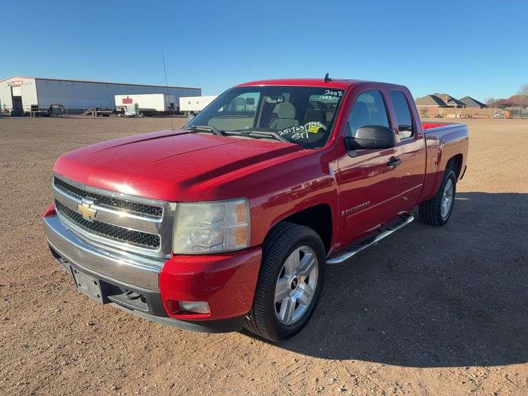 2008 Chevrolet Silverado 1500 LS / LT / LTZ / W/T Extended Cab 4D