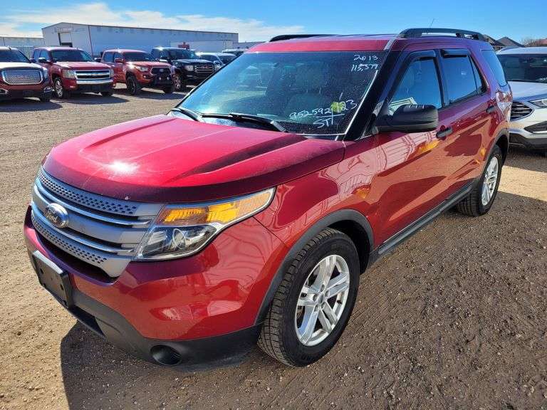 2013 Ford Explorer SUV 4D