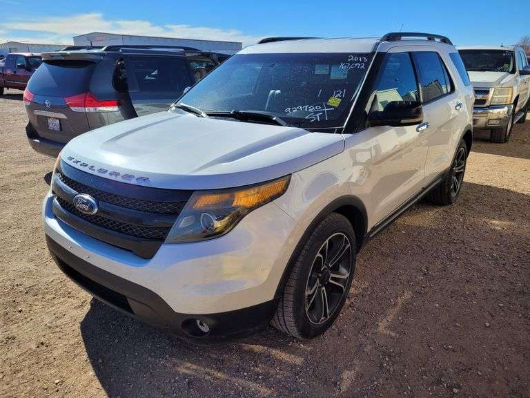 2013 Ford Explorer Sport SUV 4D