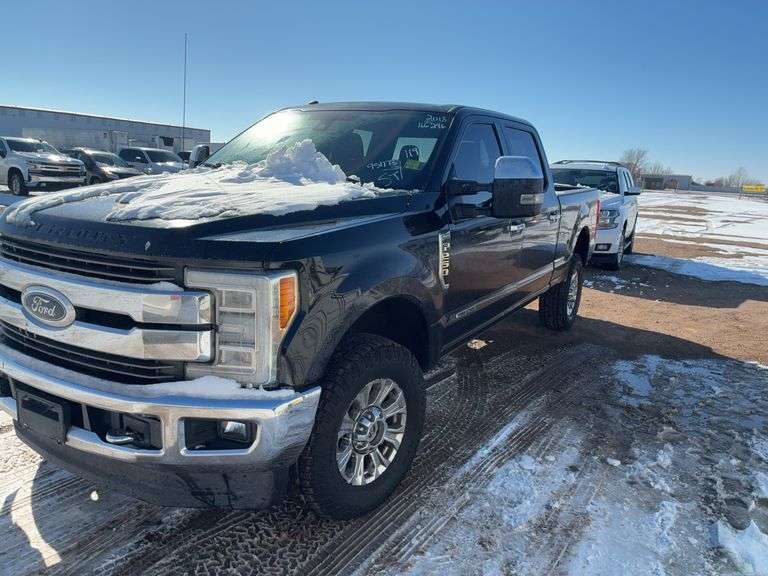 2018  Ford  F250 Super Duty King Ranch / Lariat / Limited / Platinum / XL / XLT  Crew Cab / LWB / SW
