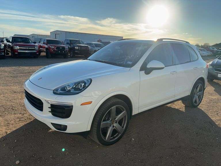 2017 Porsche Cayenne SUV 4D