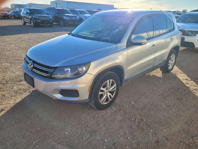 2013 Volkswagen Tiguan SUV 4D