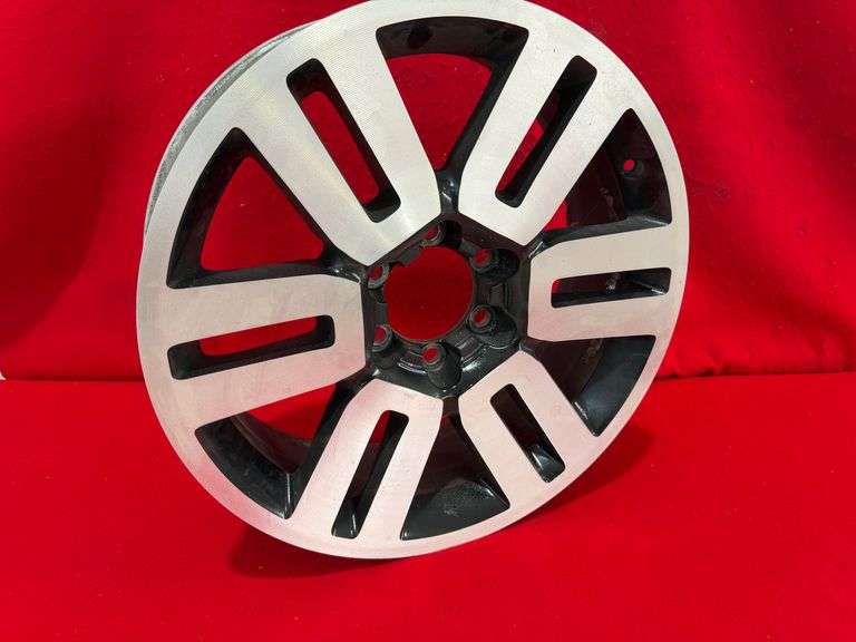 OEM Toyota 6-Lug Machined Alloy Wheel – Black & Silver – Truck/SUV
