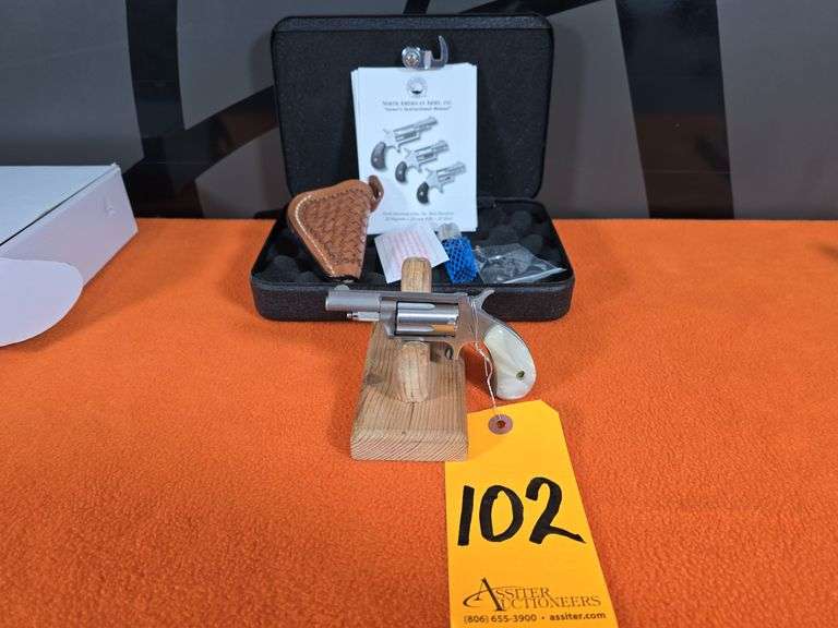 North American Arms 22/22WMR Mag NAA-22MC  Revolver