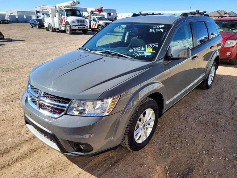 2019  Dodge  Journey SE  SUV 4D