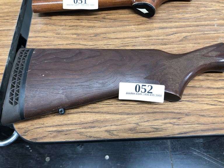 Remington 1100 Field Grade Wood Stock(Good Condition)