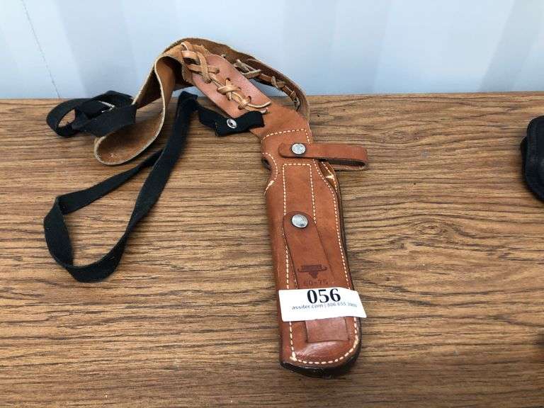 Longhorn Leather Shoulder Holster for 1911 or Full Size Auto  sz 60-75 (Good Condition)
