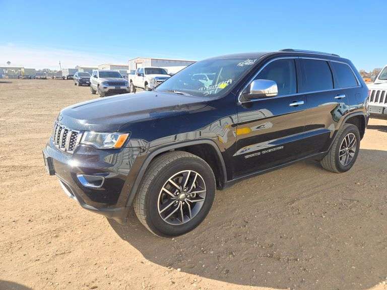 2017  Jeep  Grand Cherokee Limited  SUV 4D