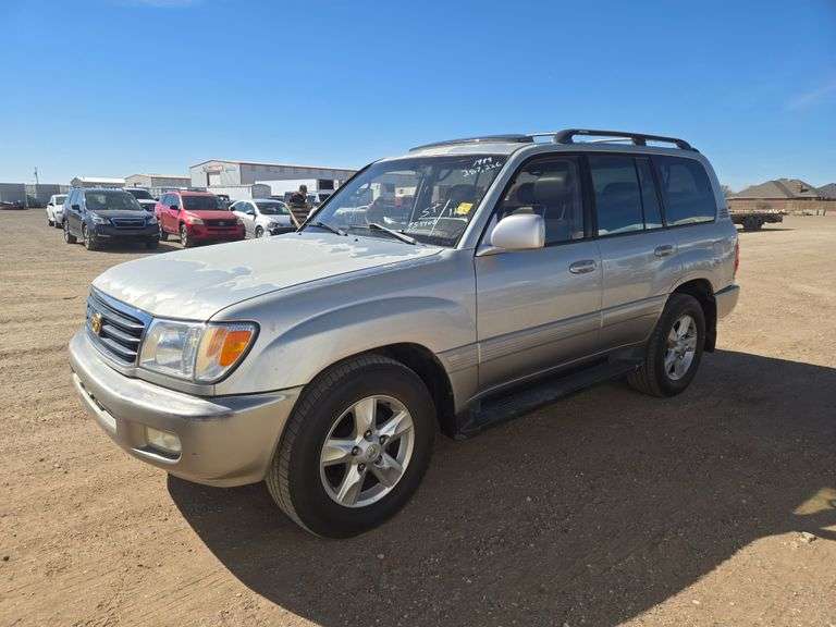 1999 Toyota Land Cruiser SUV 4D