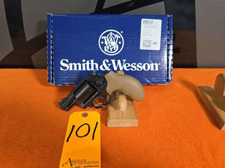 2" Barrel Smith & Wesson  Airweight  .357 Magnum   Revolver