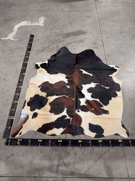 Tricolor Cowhide