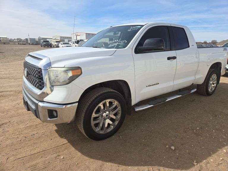 2018 Toyota Tundra SR5 Double Cab 4D