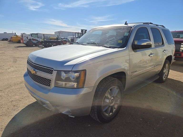 2010 Chevrolet Tahoe LTZ SUV 4D