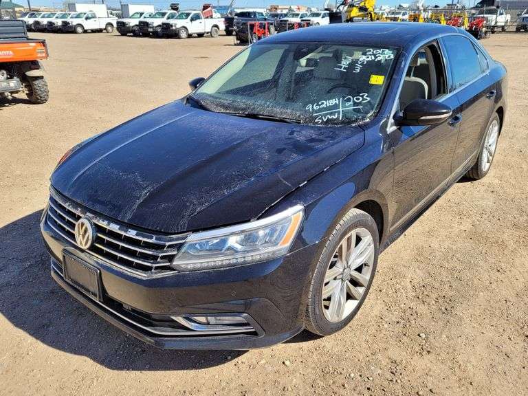 2017  Volkswagen  Passat SEL Premium  Sedan 4D