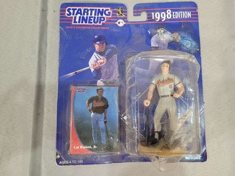 Starting Lineups 1998 Edition Cal Ripken, Jr. Action Figure