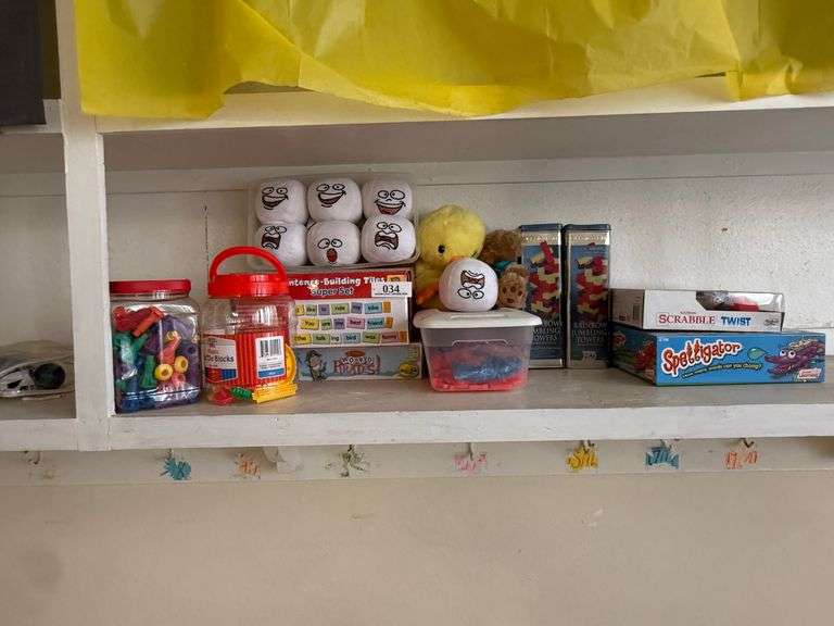 Classroom Manipulatives (ELA)