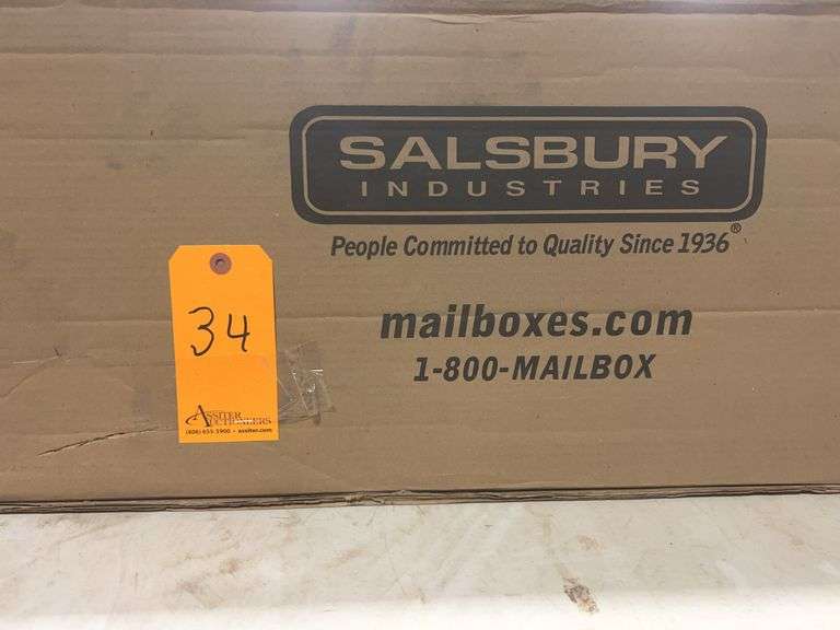 Salsbury Industries 4865BLK Standard Post-Bolt Mounted Mailbox