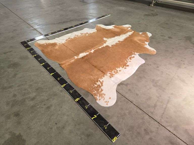 Beige and White Hide